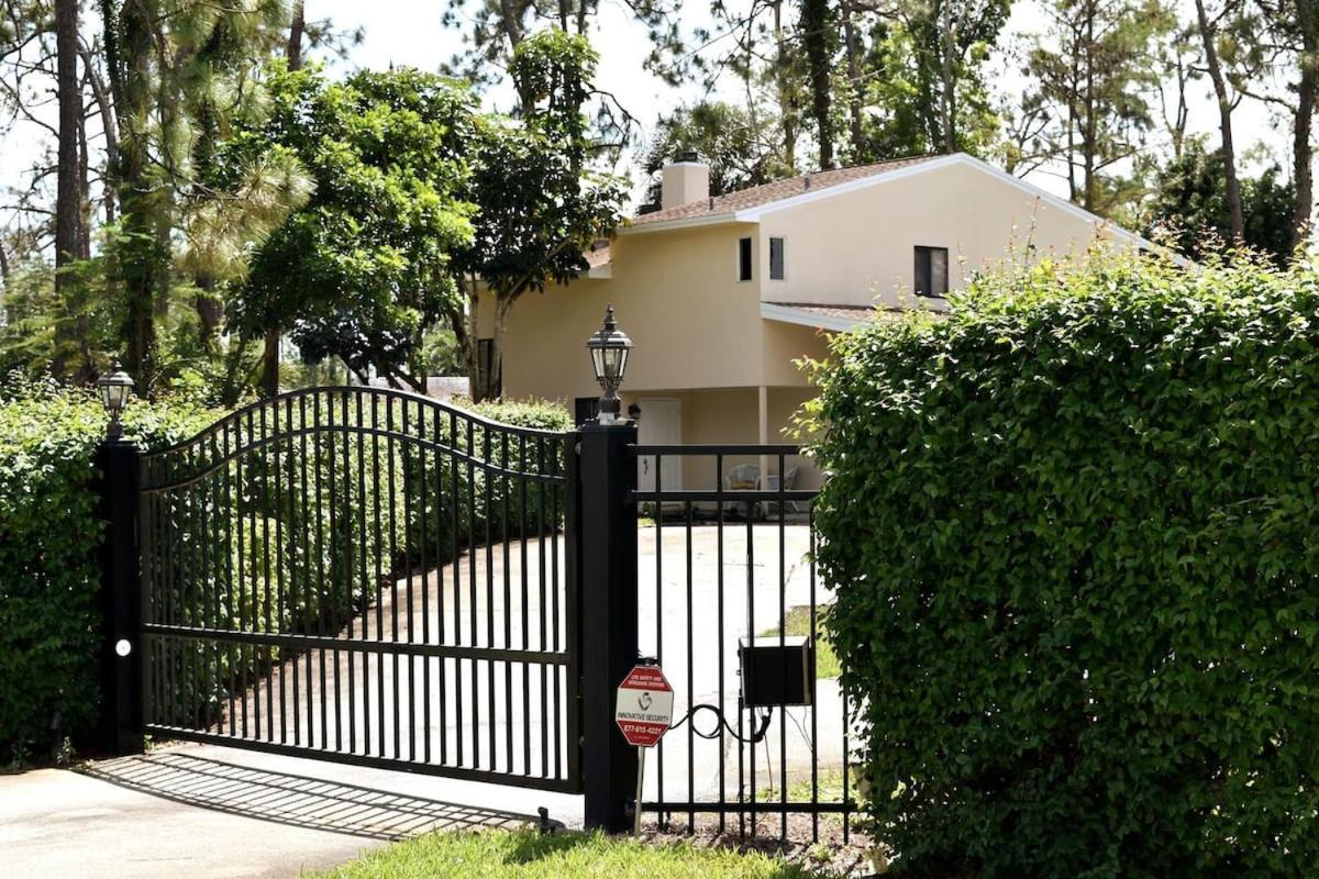 Eagles Nest Florida Villa Napoli Bagian luar foto